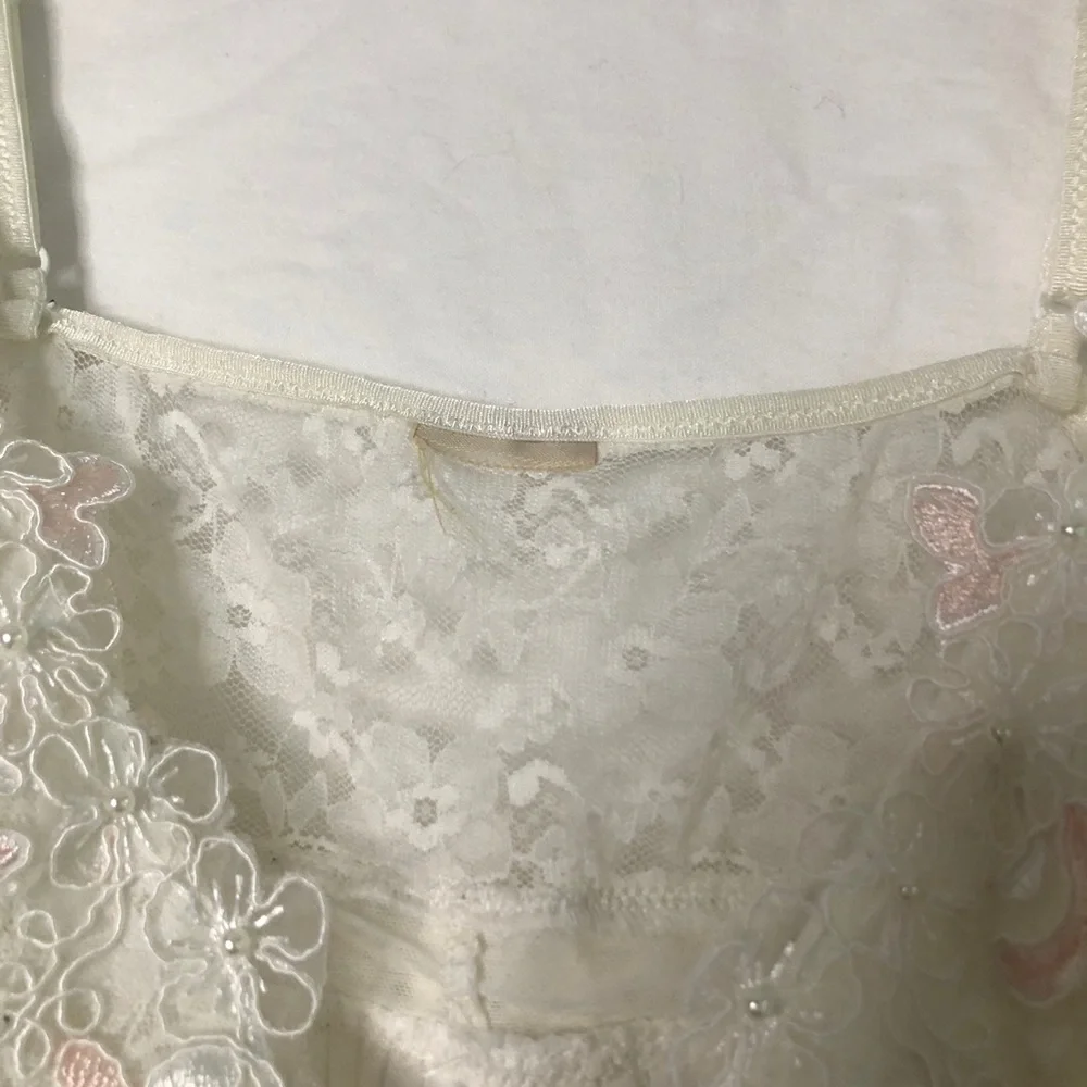 White and pink flower lingerie nightgown no tag - Picture 4 of 4